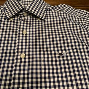 Vineyard Vines Tucker shirt NWOT (XS Mens)